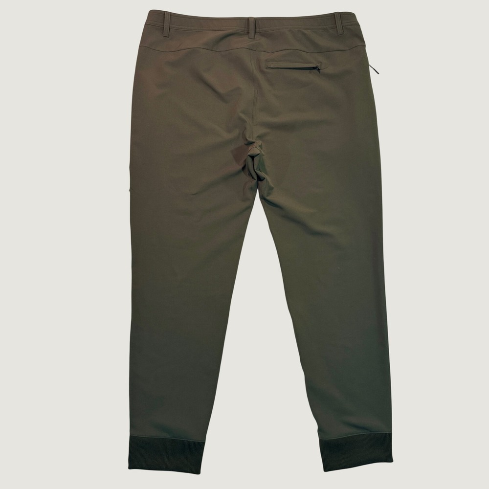 Russell Olive Green Stretch Tech Travel Hiking Pants Men's 36-38 - Picture 2 of 6